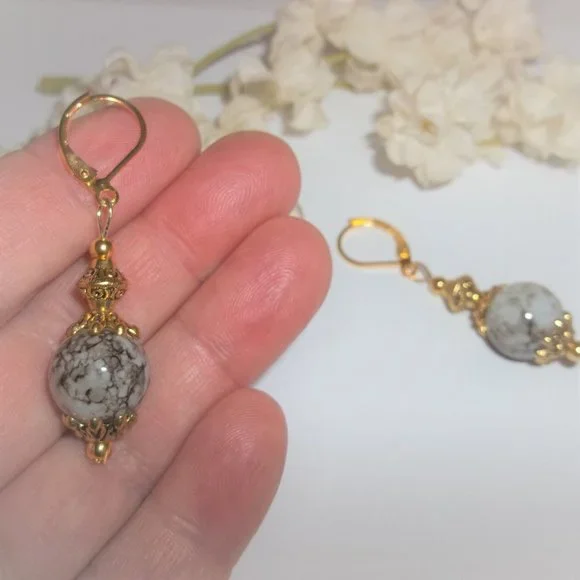 Gold Brown White Beaded Dangle Earrings Set Lever Back Gift Idea for Her 7134 - Picture 6 of 8